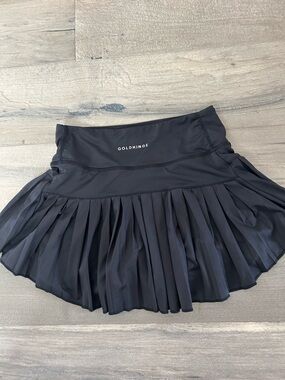 GoldHinge Black Pleated Performance Mini Skirt